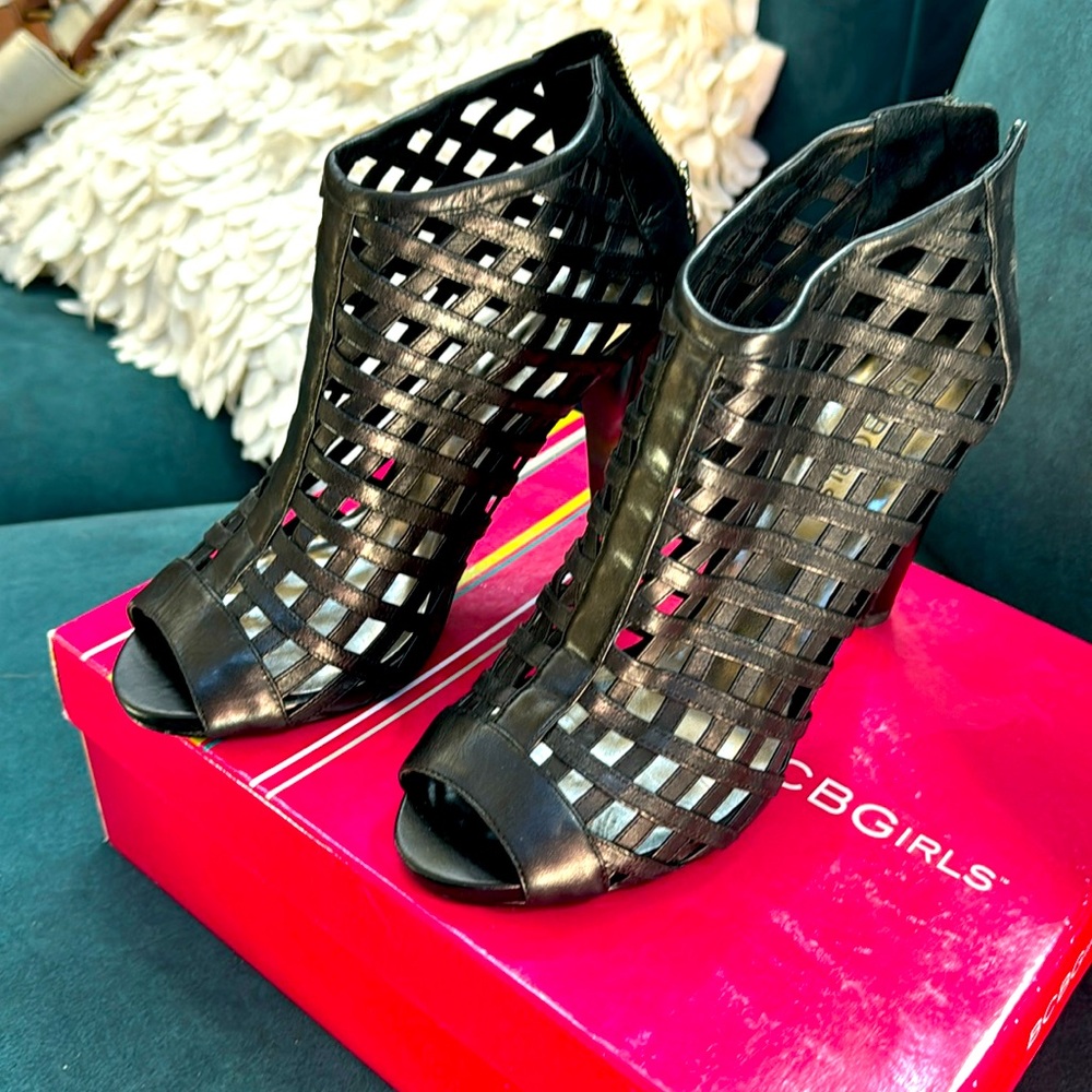 BG. 7B/37 leather upper